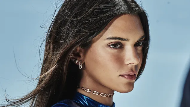 Kendall Jenner close up download