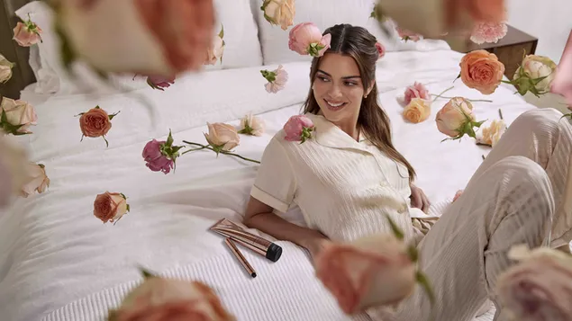 kendall jenner - foto e koleksionit te moon rose mint shkarkim
