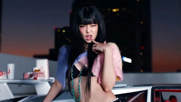 المغنية الكورية "جيني" من فرقة بلاك بينك | جلسة تصوير ألبوم Mantra 4K خلفية