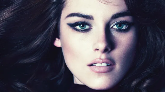 „Кристен Стјуарт“ во фотосесијата на насловната страница на списанието W 2K тапет