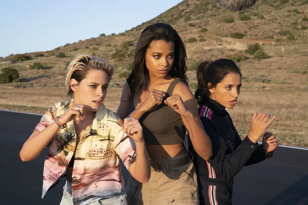 Kristen Stewart, Naomi Scott, Ella Balinska Novi Charliejevi anđeli 4K pozadina