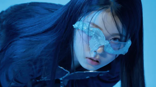 Kyujin من NMIXX (فرقة Kpop) في Love Me Like This MV Shoot 4K خلفية