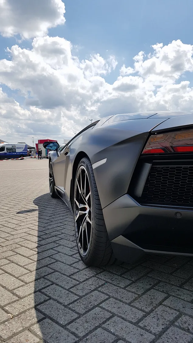 Lamborghini Aventador Handy-Hintergrundbild 4k herunterladen