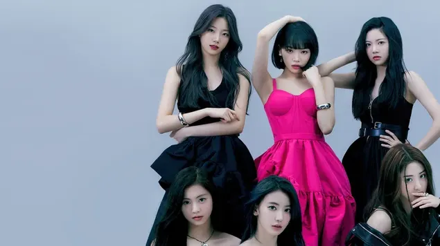 'Le Sserafim' alle medlemmer i smuk kjole (Kpop Girls Group) 4K tapet