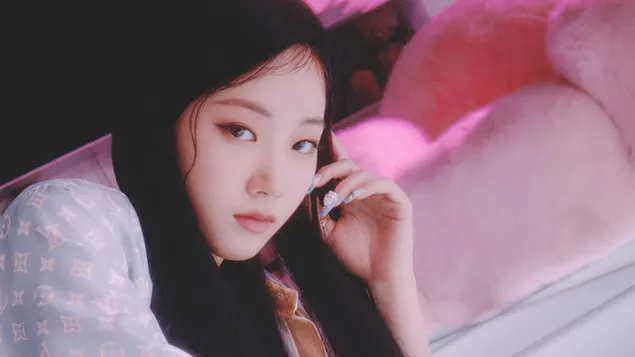 צילום Kazuha לאלבום 'קל' (Balmy Flex Ver.) של LE SSERAFIM 4K טפט