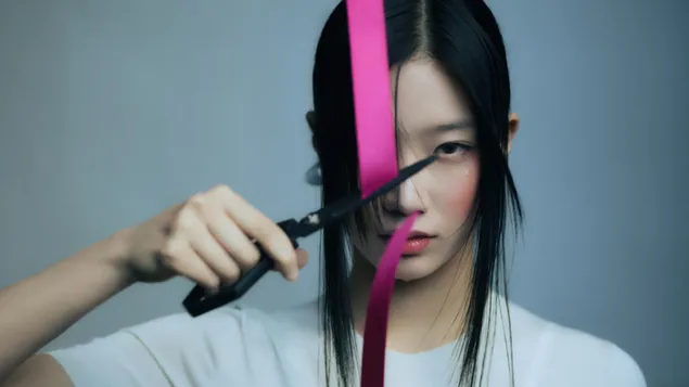 Kazuha di LE SSERAFIM per Unforgiven MV (Bloody Rose Vers.) Riprese 4K sfondo