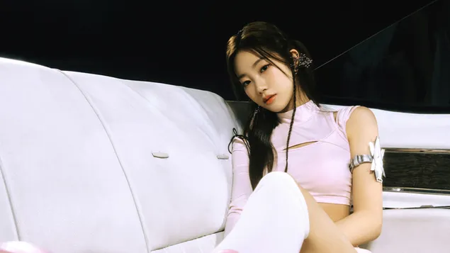 LE SSERAFIM's Kazuha in Perfect Night MV Shoot 4K wallpaper