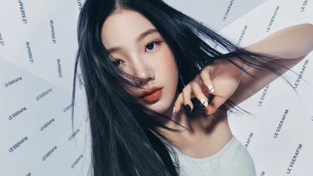 ירי קאזוהא של LE SSERAFIM - Unforgiven MV (Dewy Sage Vers.) 4K טפט