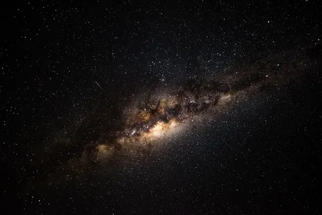 Cúmulo de luz y estrellas en la Vía Láctea 6K fondo de pantalla