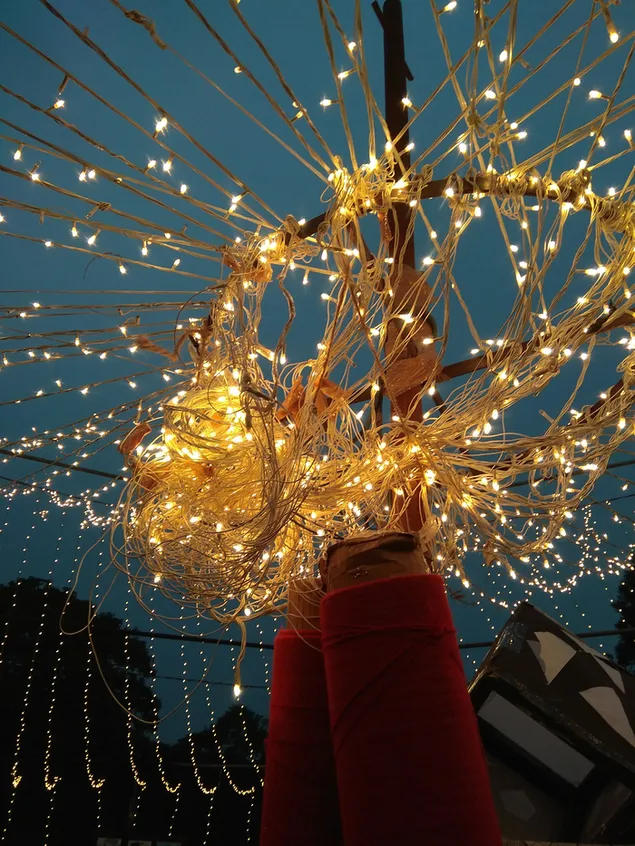 solas sa dorchadas ioslodail