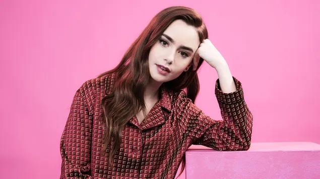 Hình nền Lily Collins | Nữ diễn viên người Mỹ dễ thương 2K