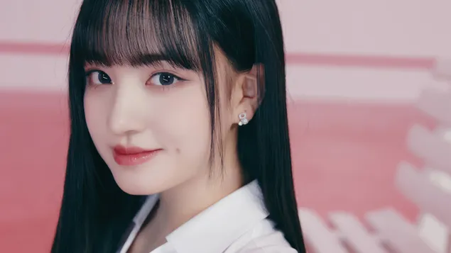 Muat turun Liz dari IVE (Kugiran Kpop) dalam Wave Album Shoot