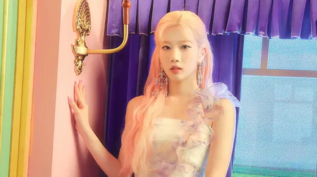 Loonos Kim Lip | „Apversk tai“ MV fotosesija 4K ekrano užsklanda