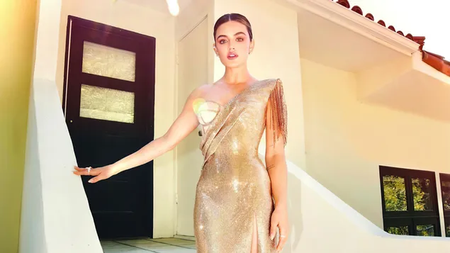 muat turun lucy hale | penggambaran oscars cibelle levi