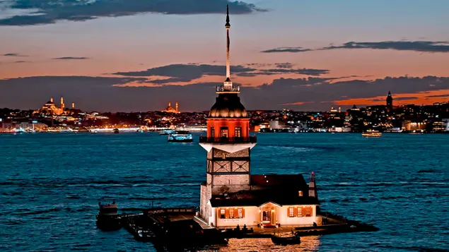 Menara Maiden dan Bosporus di malam hari 4K wallpaper