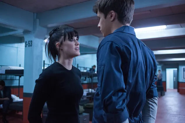 מאיקה מונרו וניק רובינסון 4K טפט