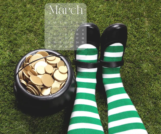 März 2023 Kalender, grüne Socken und Goldmünzen zum Thema St. Patrick's Day herunterladen