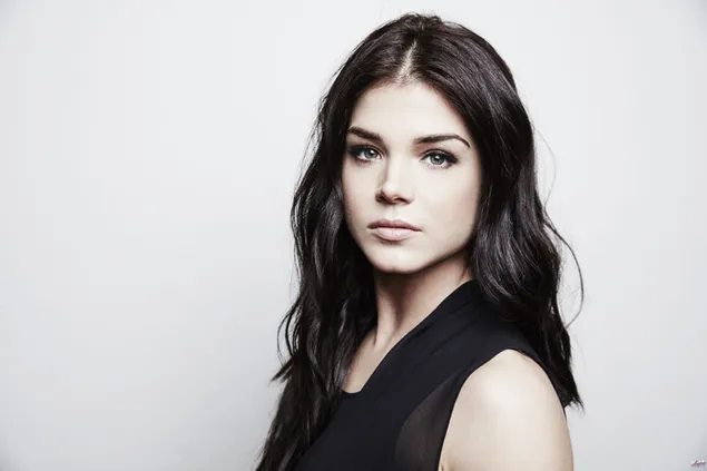 Marie Avgeropoulos | Canadees model download