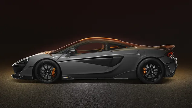 McLaren 600LT negro