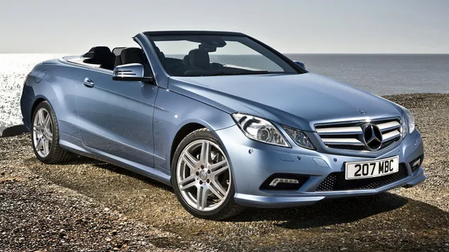 Mercedes-Benz E 250 CDI Cabriolet AMG Styling 2010 02