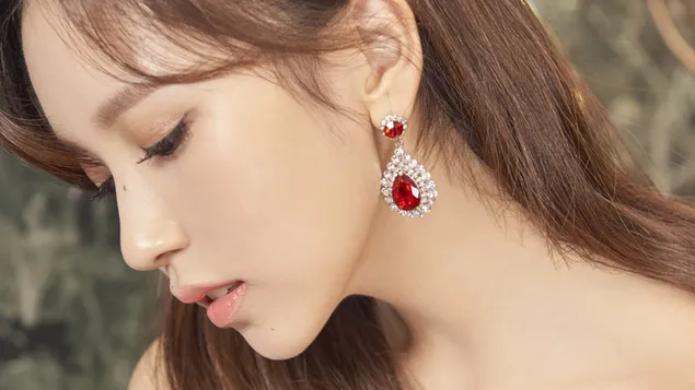 TWICEの「Feel Special」MV写真撮影のミナ（K-POPバンド）