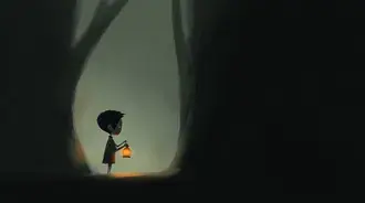 Tapeta Minimalistická silueta dítěte s lucernou v temném lese 2K