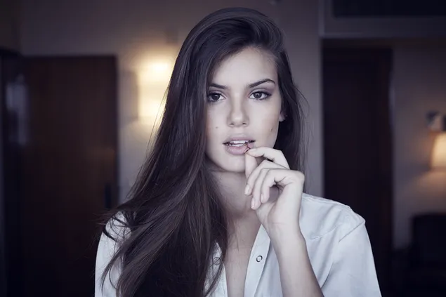 Người mẫu Camila Queiroz tải xuống
