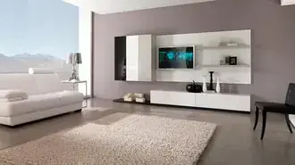 흰색 TV 장치와 흰색 소파가 있는 현대적인 거실 디자인 4K 배경화면