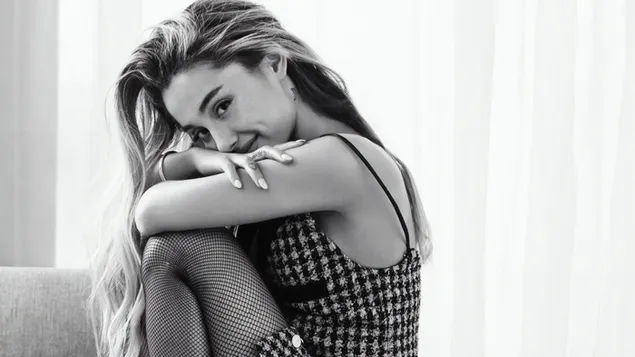 Monochrome: Singer Ariana Grande