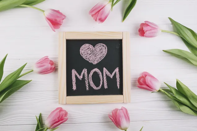 Muttertag - Tulpendekoration 4K Hintergrundbild