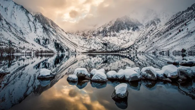 Mountain reflection view download