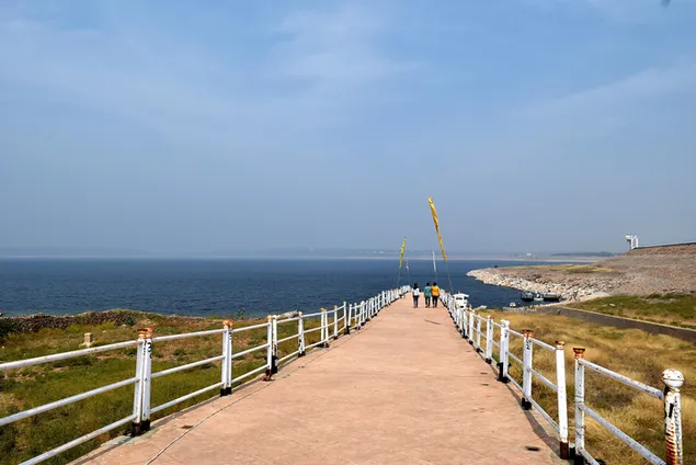 diga nagarjuna sagar- menyra per te hipur ne nje anije per te vizituar nagarjuna konda shkarkim