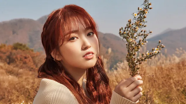 Nako ใน MV 'One Reeler Color of Youth' จาก IZ*ONE (วงดนตรี K-pop) 4K วอลเปเปอร์