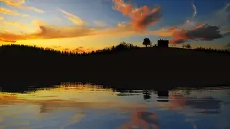 Tapeta Příroda - jezero odraz pozadí 4K