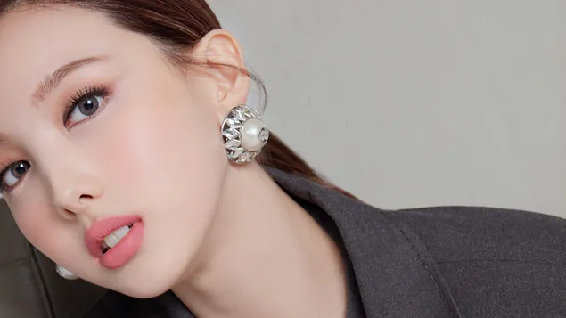 'I Can't Stop Me' 뮤직비디오(2020)의 나연 트와이스(K-Pop Band)에서 촬영 4K 배경화면