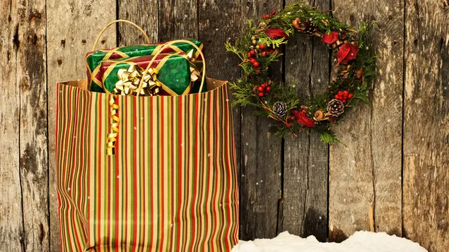 New year gifts and ornaments 2K wallpaper