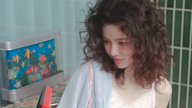 newjeans De  danielle - 'bubble gum' mv Pai She Xia Zai