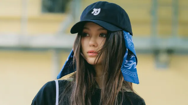 Tapeta Danielle z NewJeans | Album 'Supernatural' Shoot X Hiroshi Fujiwara Collab Shoot 4K