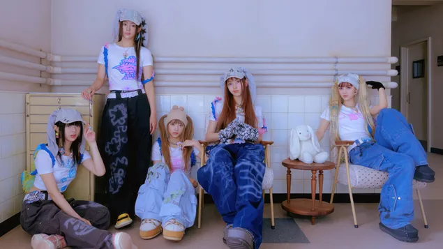 NewJeans' Gorgeous Members - OMG Album Shoot download