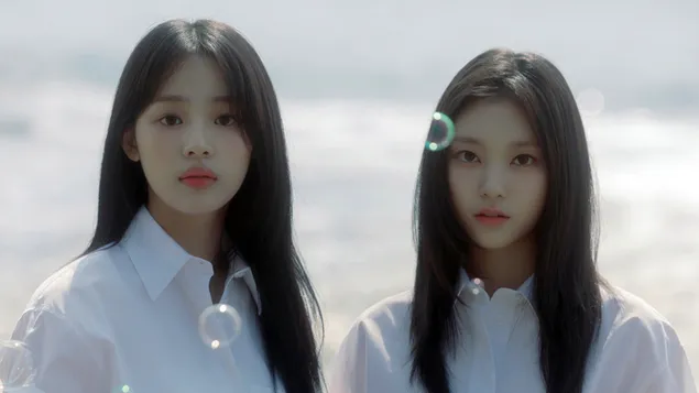 Hình nền NewJeans' Minji với Haerin - Quay MV 'Bubble Gum' 4K