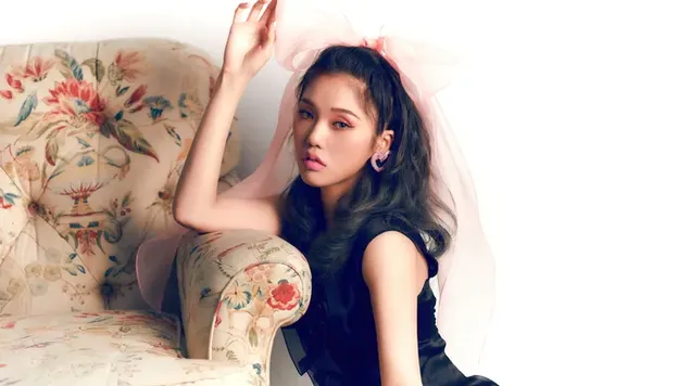 '리얼러브: 꽃다발 Ver.' 오마이걸 미미 앨범 촬영 4K 배경화면