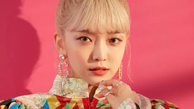 Onda filmā "La Di Da" MV Shoot (2020) no Everglow (K-Pop Band) 4K fona tapete