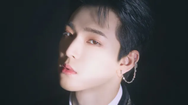 ONEUS Leedo | Black Mirror MV-opname (album met binaire code). 4K achtergrond