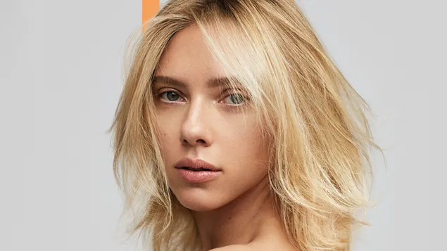 Pretty barefaced Scarlett Johansson