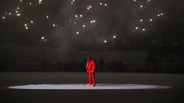 קניה ווסט חושף את אלבום Donda עם פסוק של שמלה אדומה של ג'יי זי ורקע שחור ולבן הורד