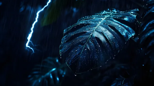 Tapeta Dažďom nasiaknutý pokoj: Hromová krása prírody 4K