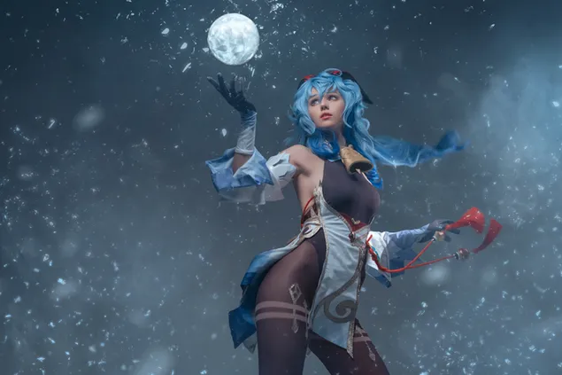 Вистинска аниме девојка Ганју си игра со месечината | Genshin Impact HD тапет