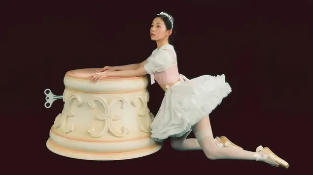 ''irene'' z red velvet bh `nwn rqSndh blryn - `khs ''feel my rhythm'' mv brgyry khnyd