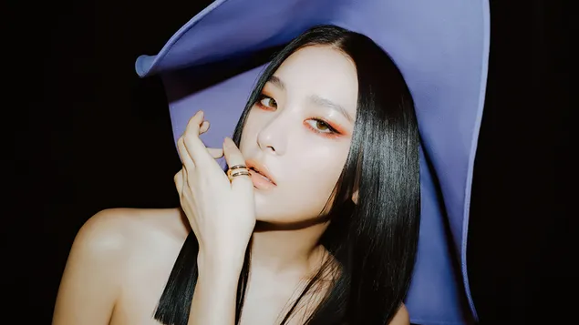 Seulgi Red Velvet dalam M/V Shoot 'Monster' (2020) 4K kertas dinding