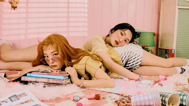 Red Velvet Seulgija Joy-val a 'Queendom' MV Shootban 4K háttérkép